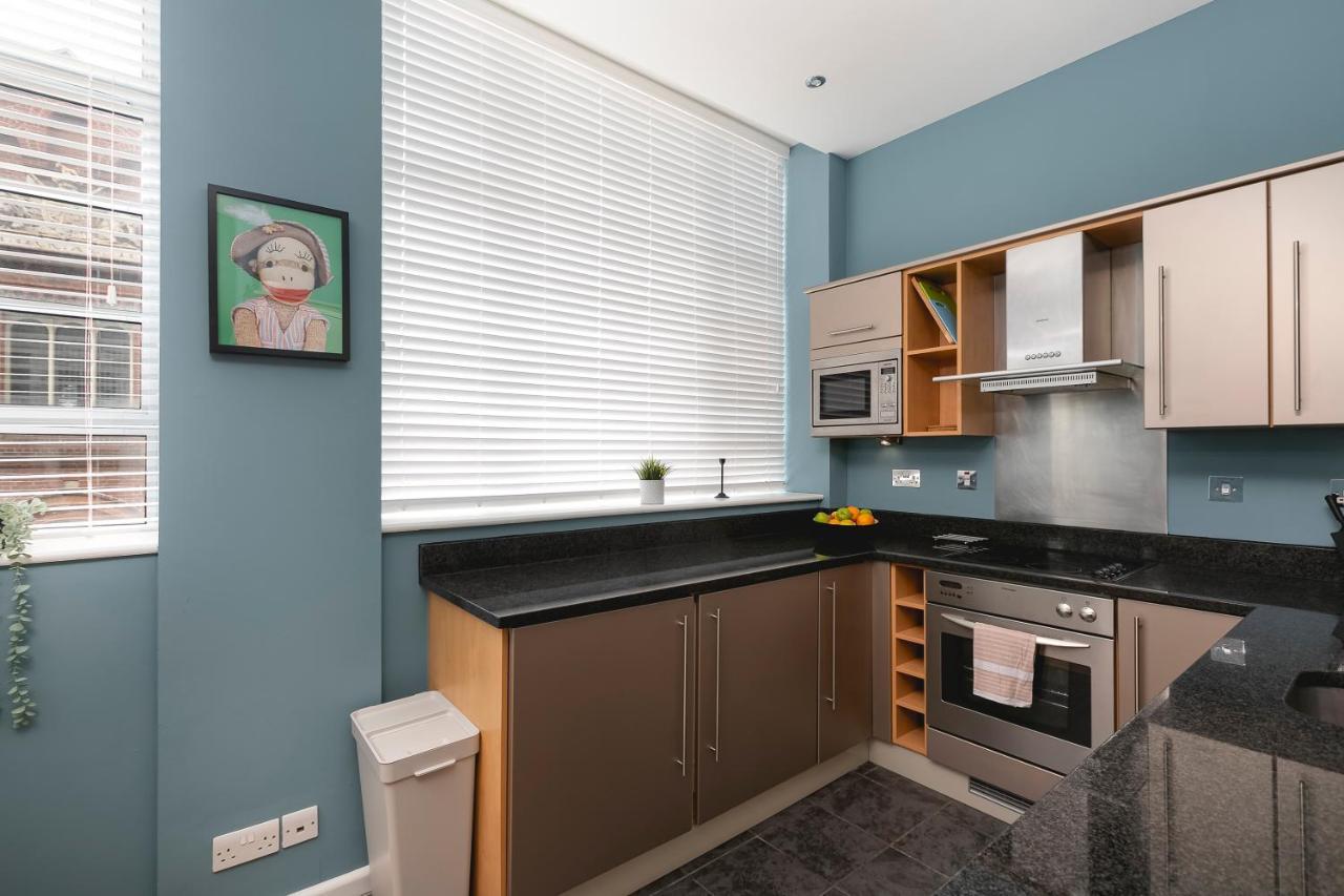 Lovely Brighton Apartments Moments Away From Royal Pavilion Екстериор снимка